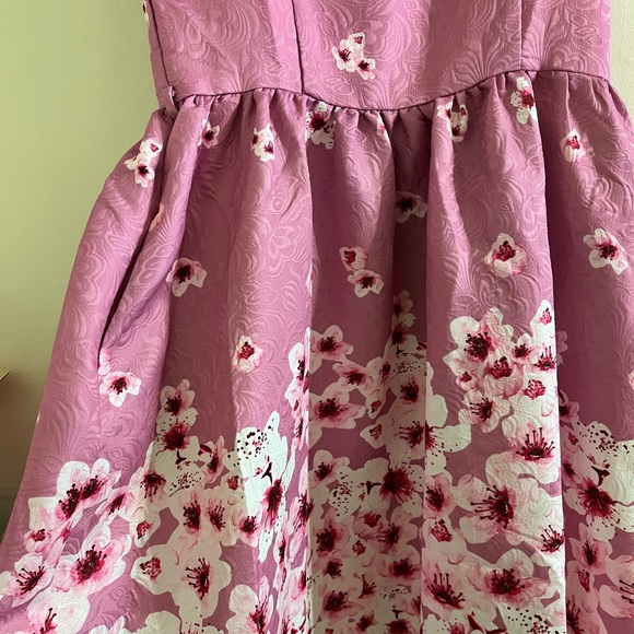 Pink Cherry Blossom Sleeveless Dress - Picture 2 of 3